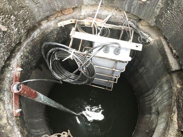 东至水位检测井